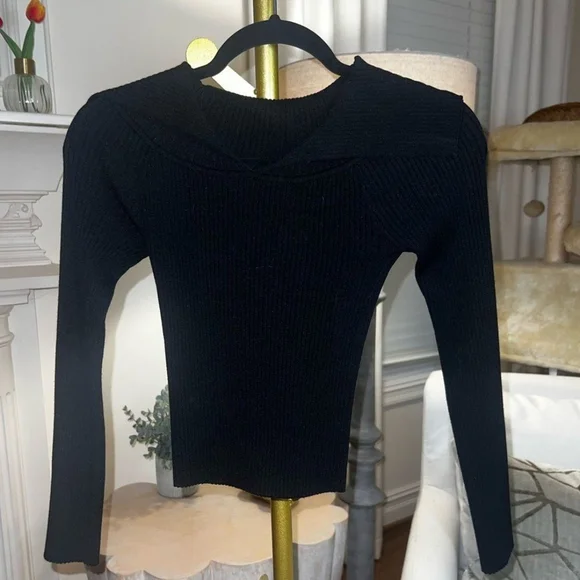 NWOT Black or beige ribbed crop top by DO&BE - Picture 6 of 6